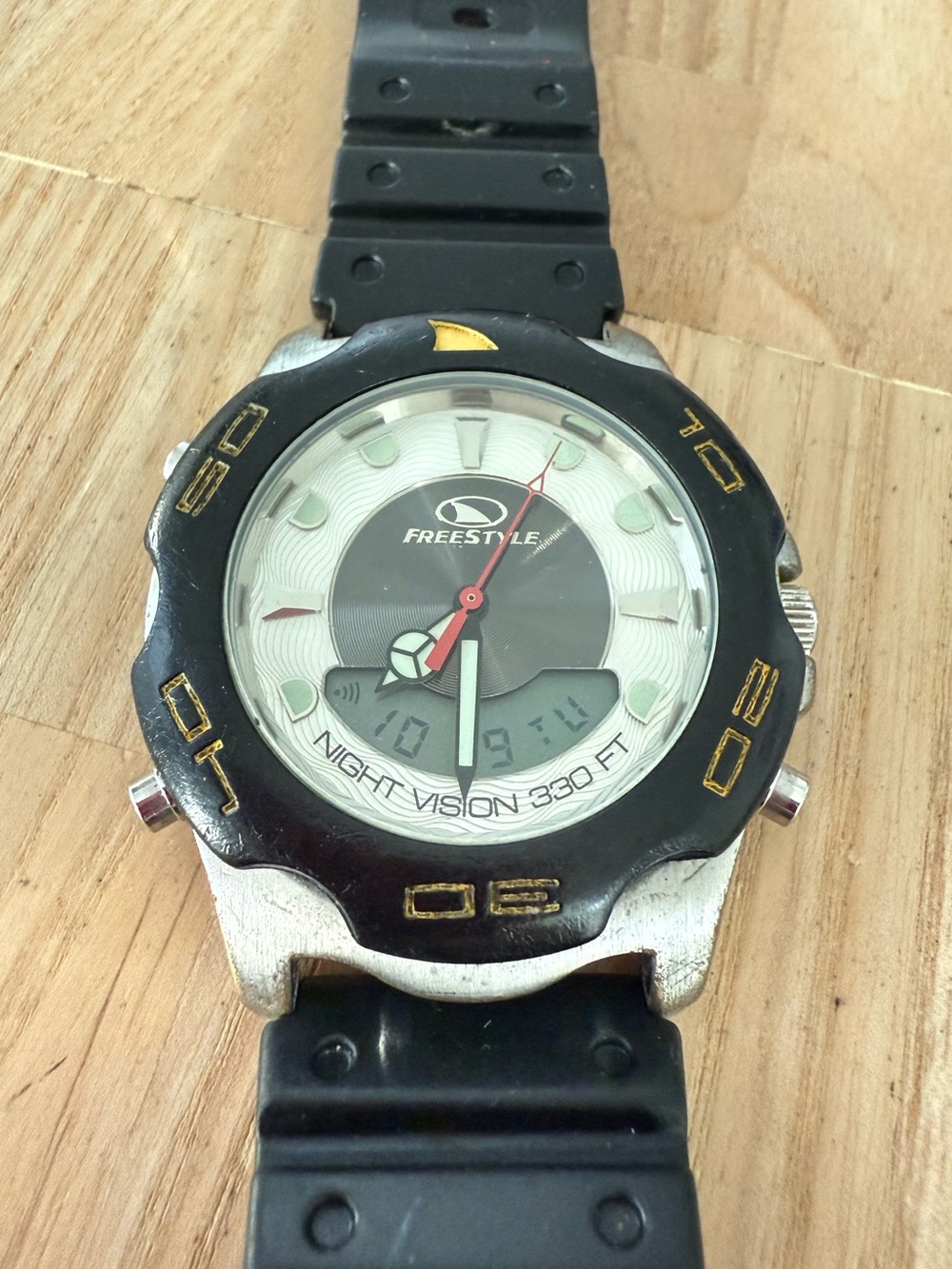 Freestyle night vision analog and digital display watch NEW BATTERY